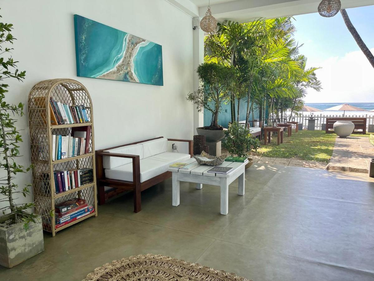 Smeralda Beach Hotel Dikwella Екстер'єр фото