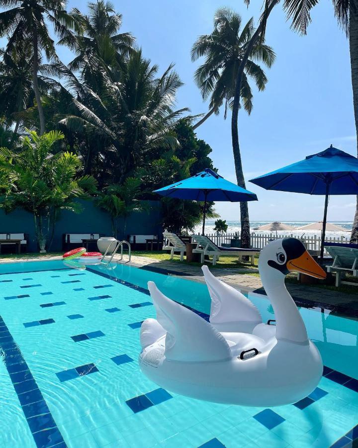 Smeralda Beach Hotel Dikwella Екстер'єр фото
