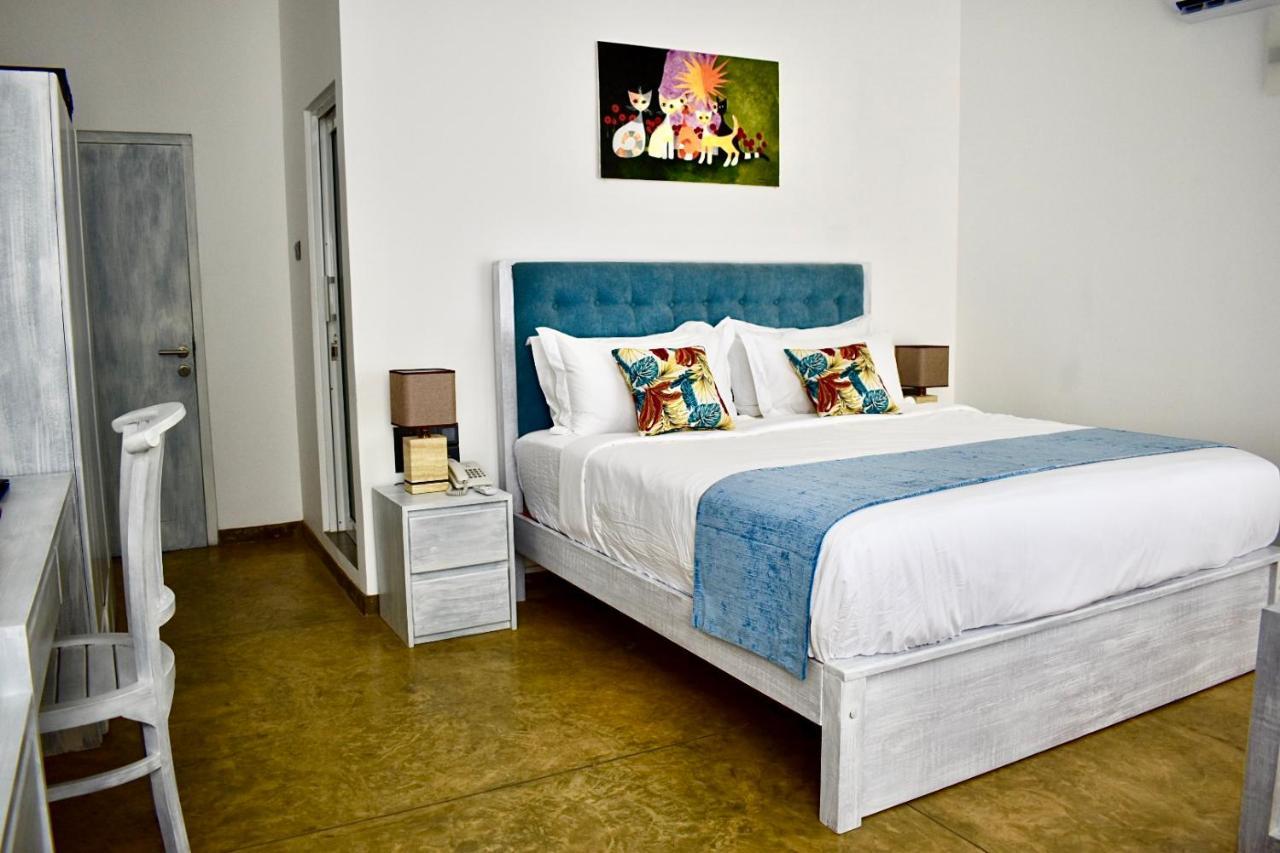 Smeralda Beach Hotel Dikwella Екстер'єр фото