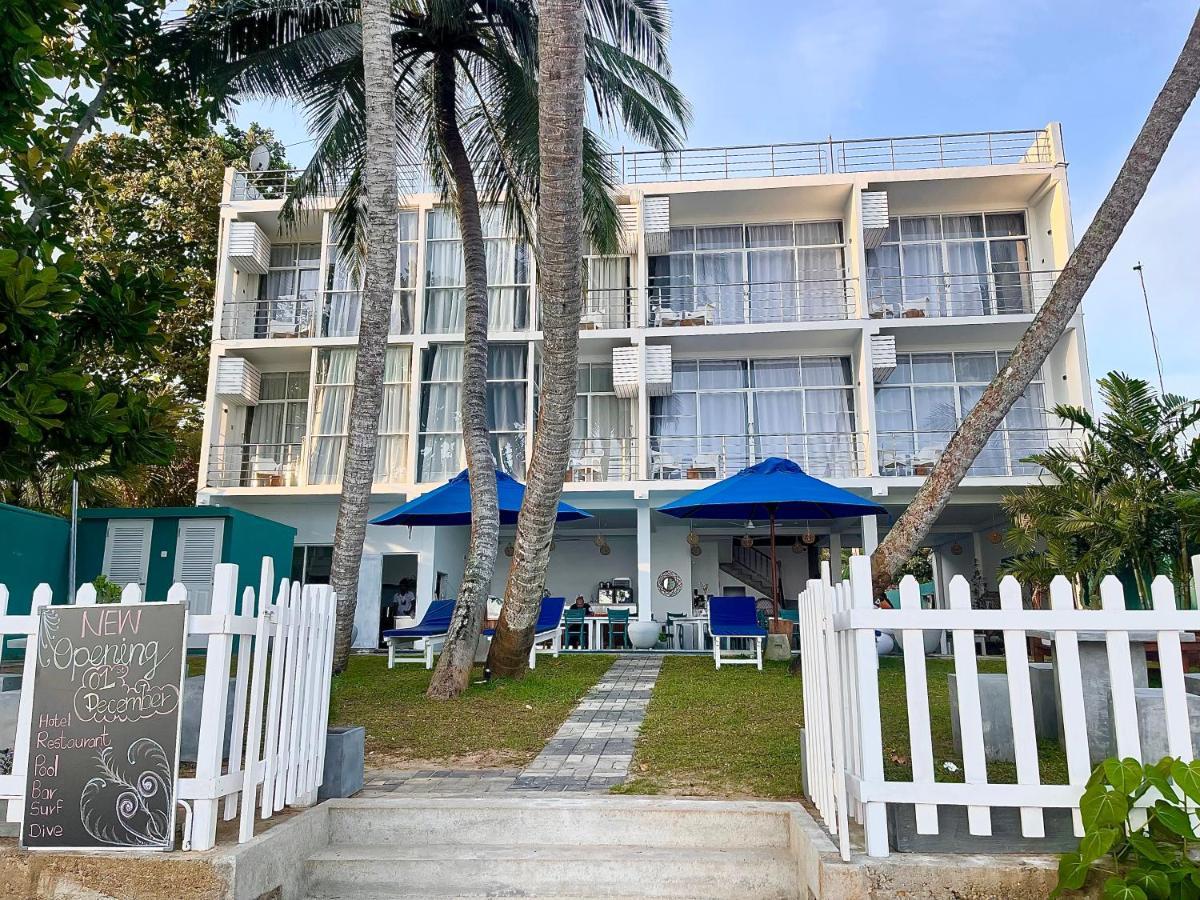 Smeralda Beach Hotel Dikwella Екстер'єр фото