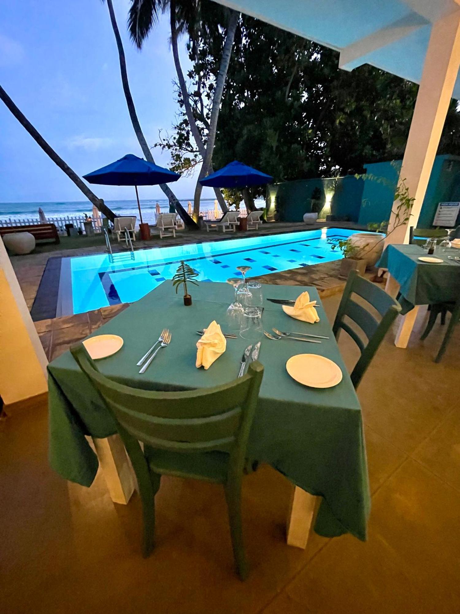 Smeralda Beach Hotel Dikwella Екстер'єр фото